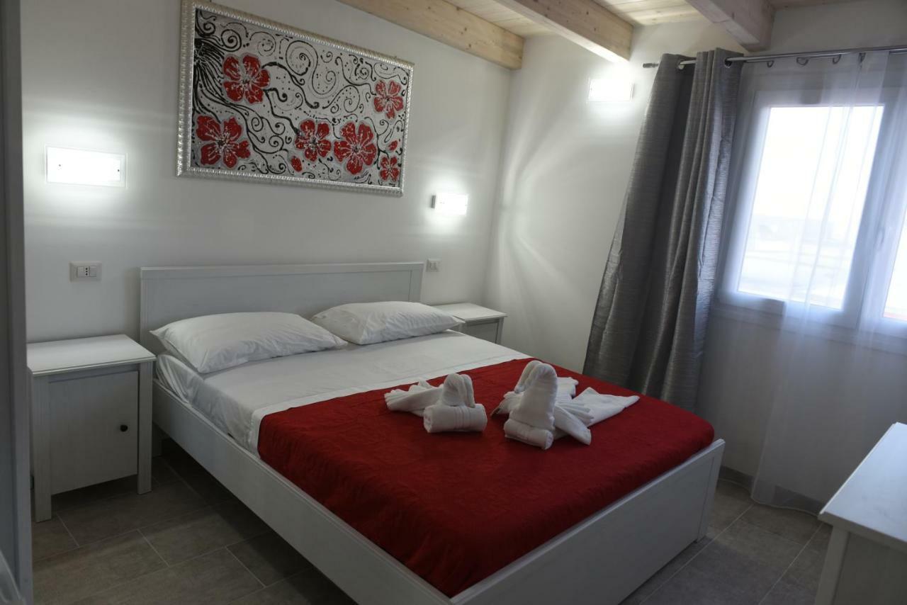 B&B Lady Jolanda Porto Cesareo Exterior photo